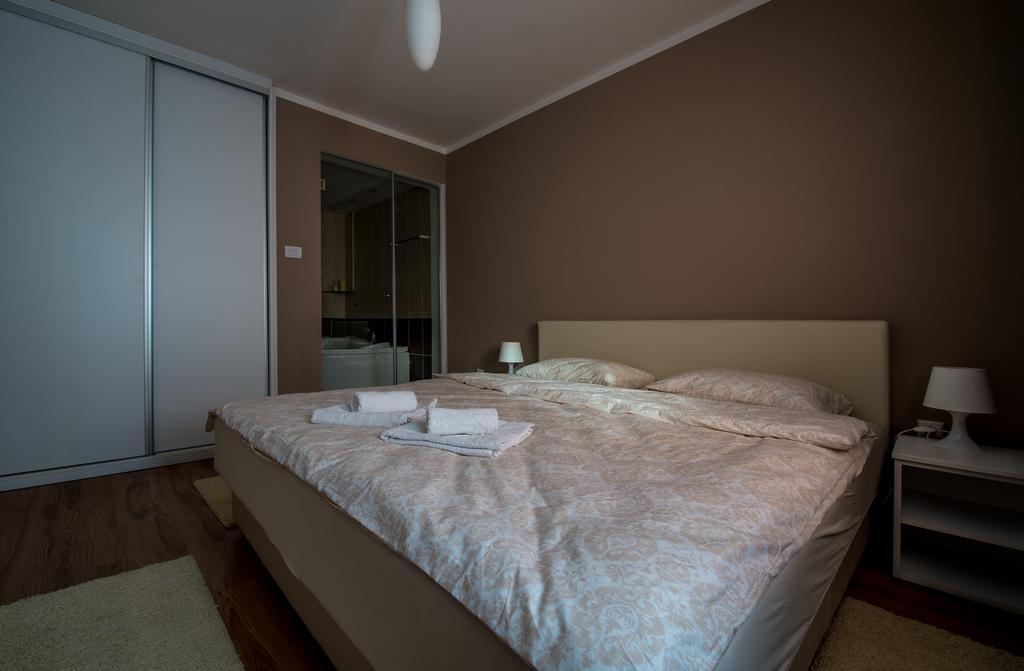 Hostel S Novi Sad Exterior photo